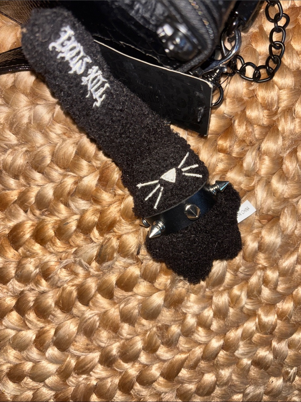 Unique Creepsville Casket Shoulder Bag Faux Snake Goth Rabbit Attached NWOT - Picture 7 of 10